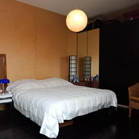 Rothko Dans Loft Проживание в семье Монруж
